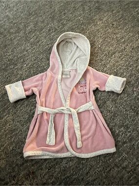 Cozy Pink Hooded Kids Robe with Polka-Trim